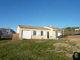 Maison - CLARET - DANS PETITE COMMUNE
