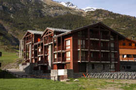 Achat/Vente -  - Appartement - LANSLEVILLARD