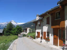 Achat/Vente -  - Appartement - LANSLEVILLARD