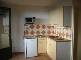 A louer à l'année -  - Appartement - LAYE station